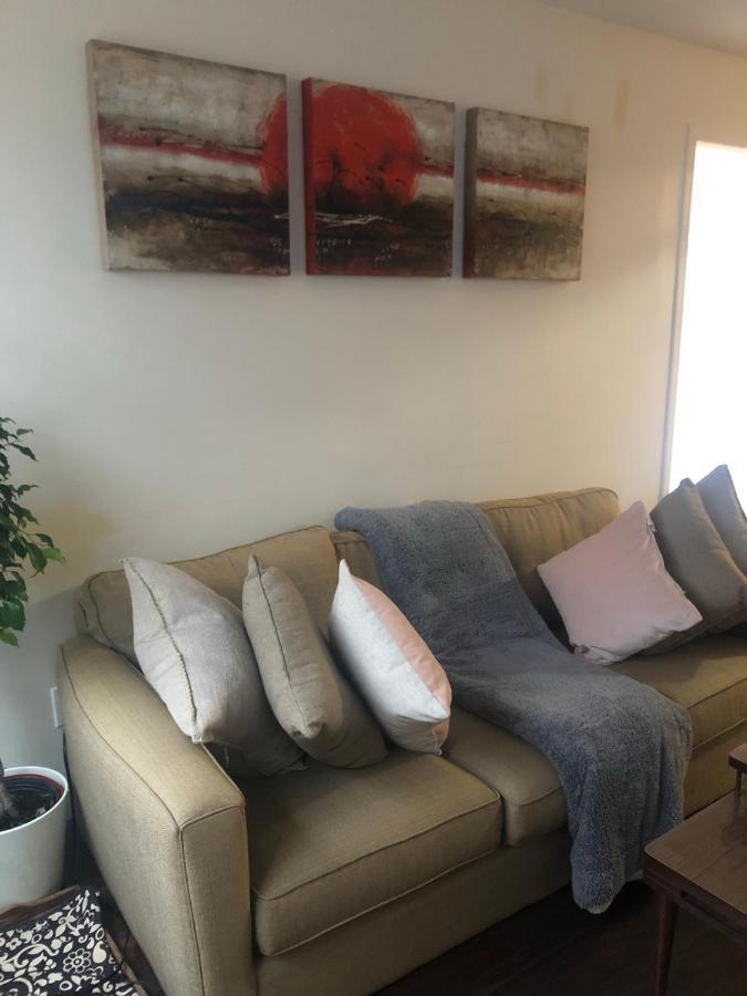Quiet-Comfy 3 Bedroom Home On A Tree Lined Street In Kits Vancouver Esterno foto