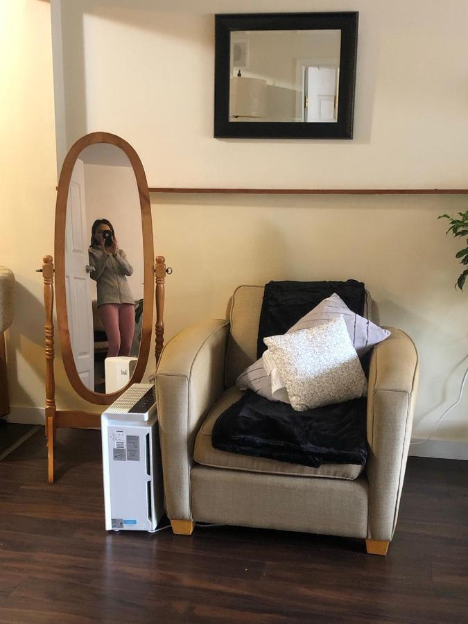 Quiet-Comfy 3 Bedroom Home On A Tree Lined Street In Kits Vancouver Esterno foto